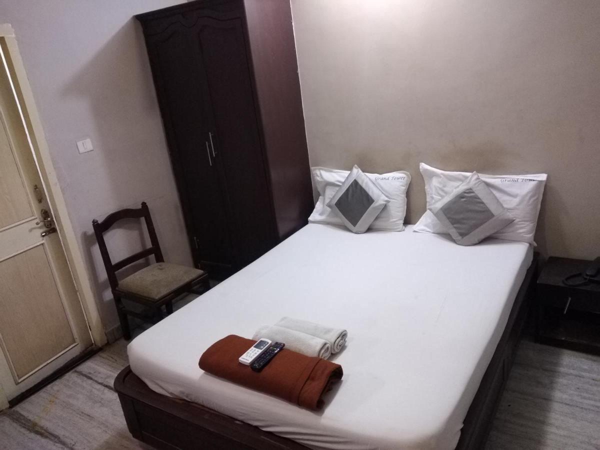 Grand Tower Chennai Hotel Buitenkant foto